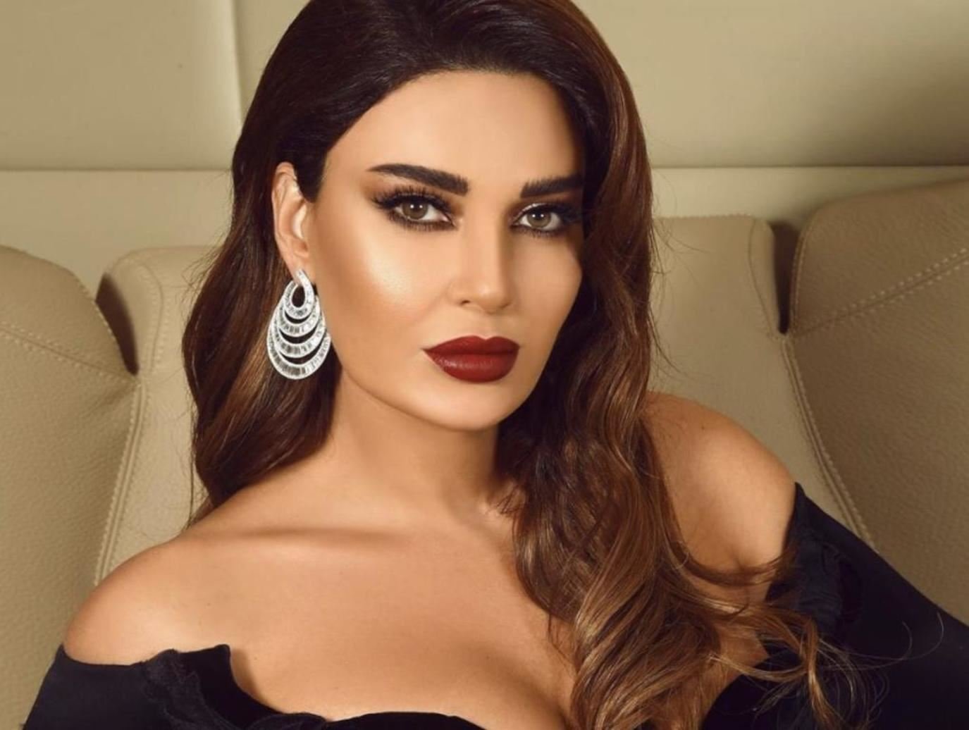الفنانة سيرين عبد النور