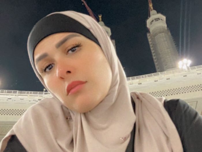 ياسمين عبد العزيز
