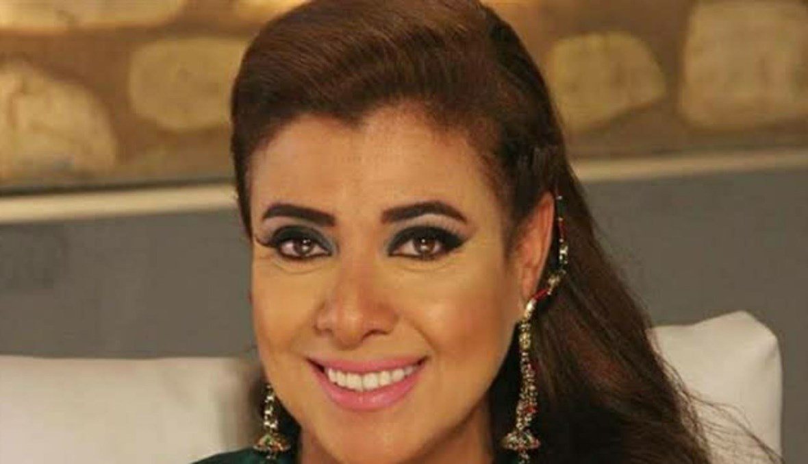 الفنانة نشوى مصطفى